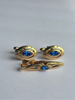 Swank Gold Tone Cufflinks and Tie Clip Set with Blue Stones